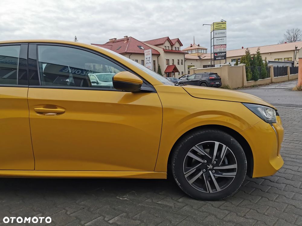 Peugeot 208 PureTech 100 EAT8 Allure - 7