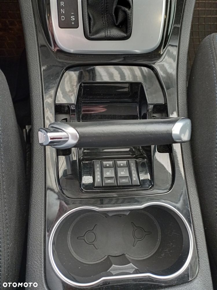 Ford S-Max - 19