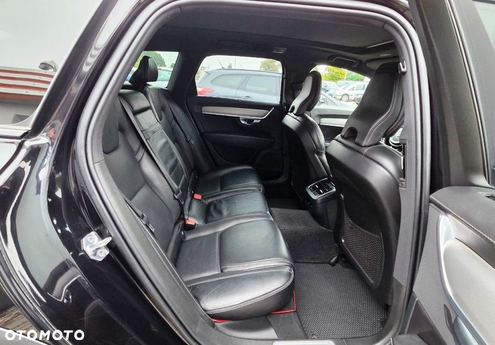 Volvo V90 Cross Country - 8