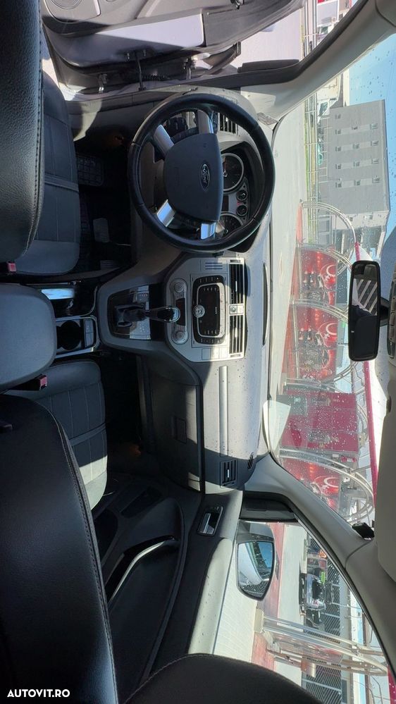 Ford Kuga 2.0 TDCi 4x4 Aut. Titanium - 10