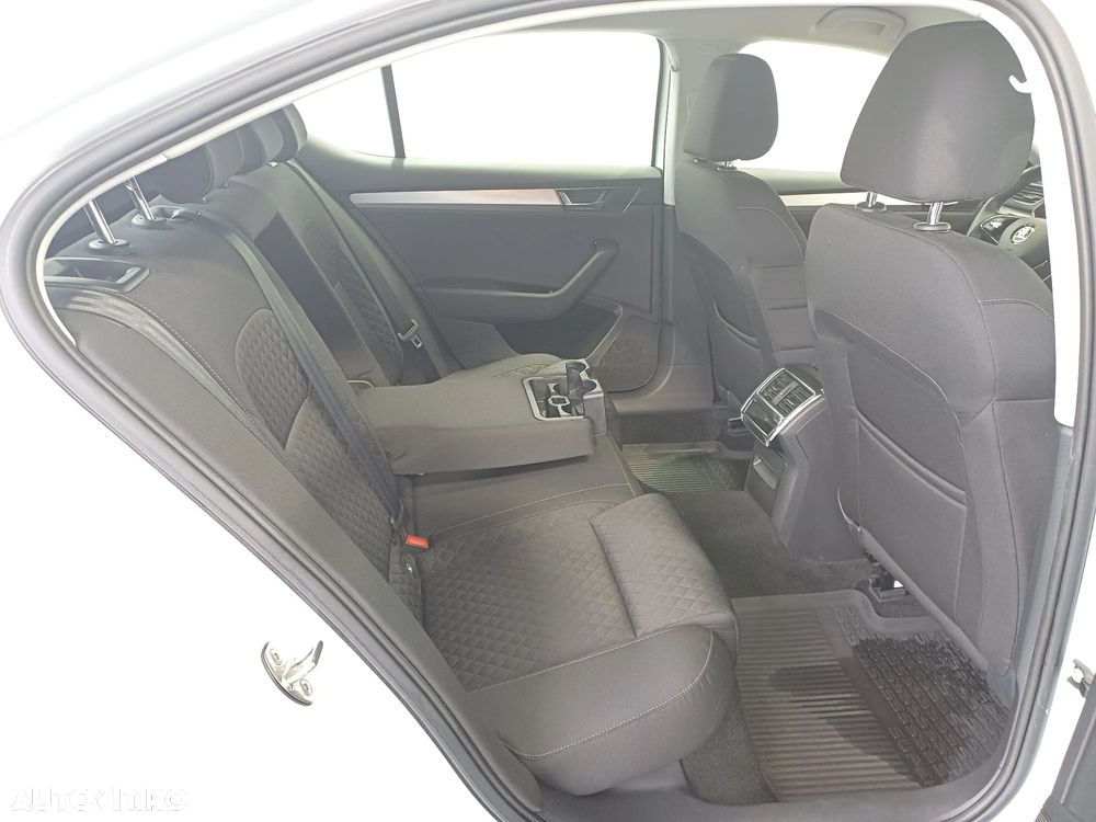 Skoda Superb 1.4 TSI PHEV Ambition - 38