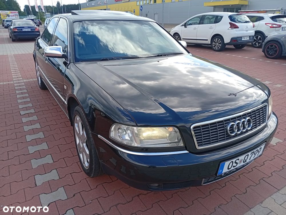Audi S8 - 4