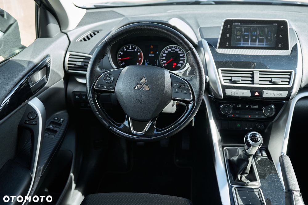 Mitsubishi Eclipse Cross - 21