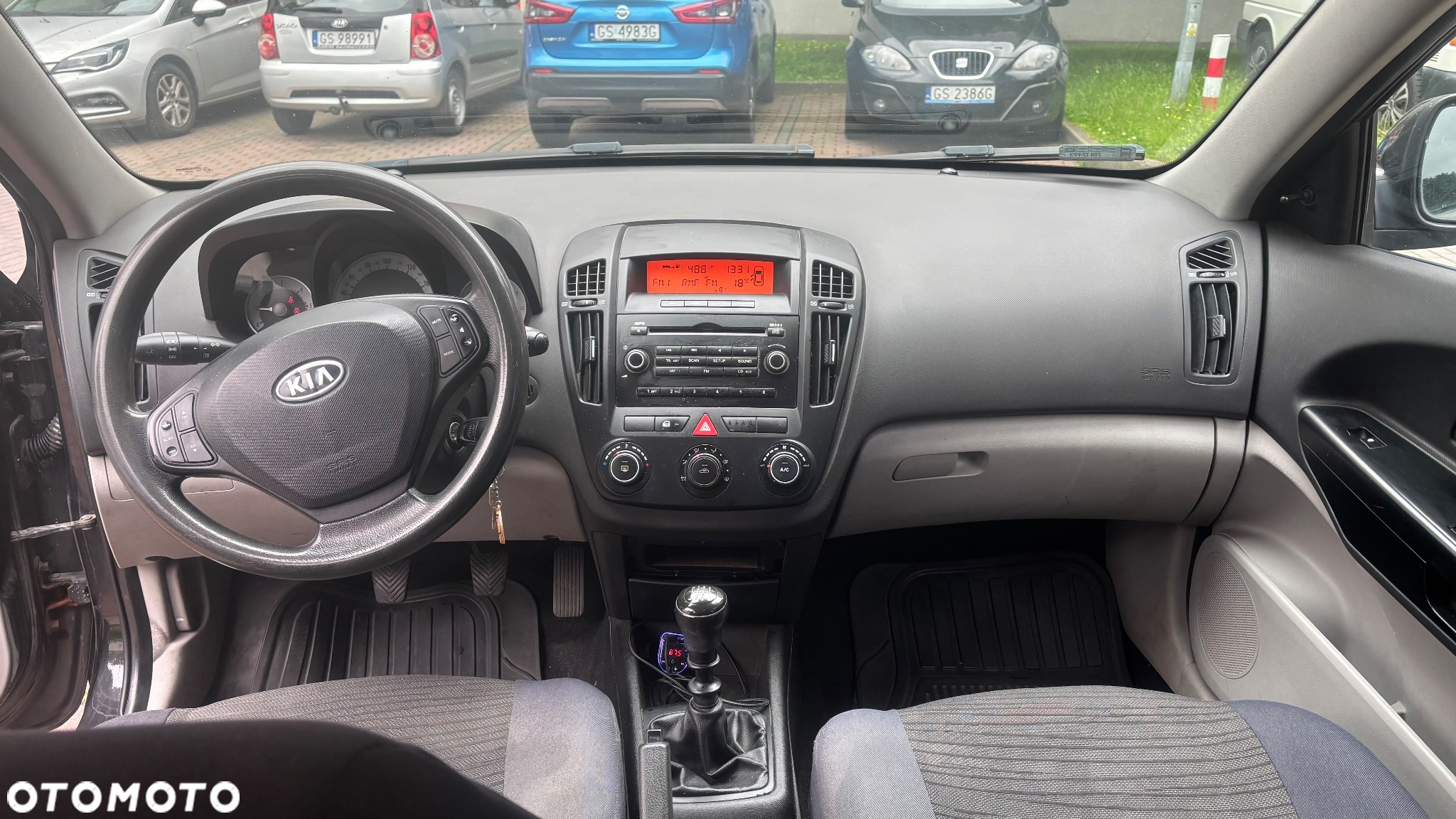 Kia Ceed - 5