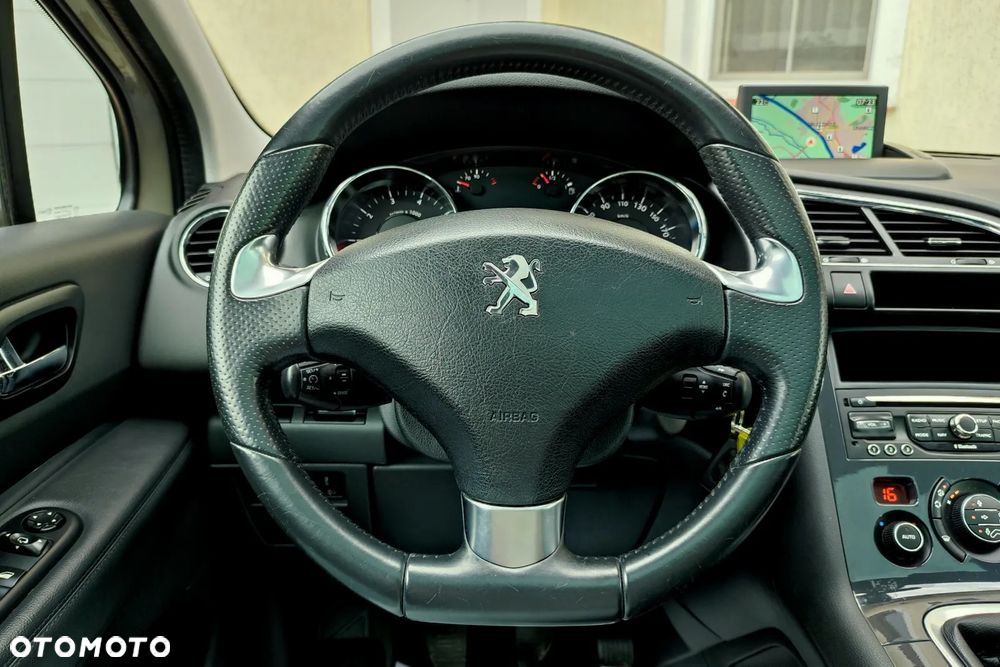 Peugeot 3008 120 VTi Premium - 9