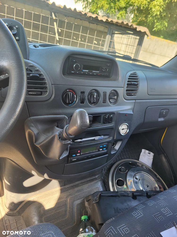 Mercedes-Benz Sprinter616 - 10