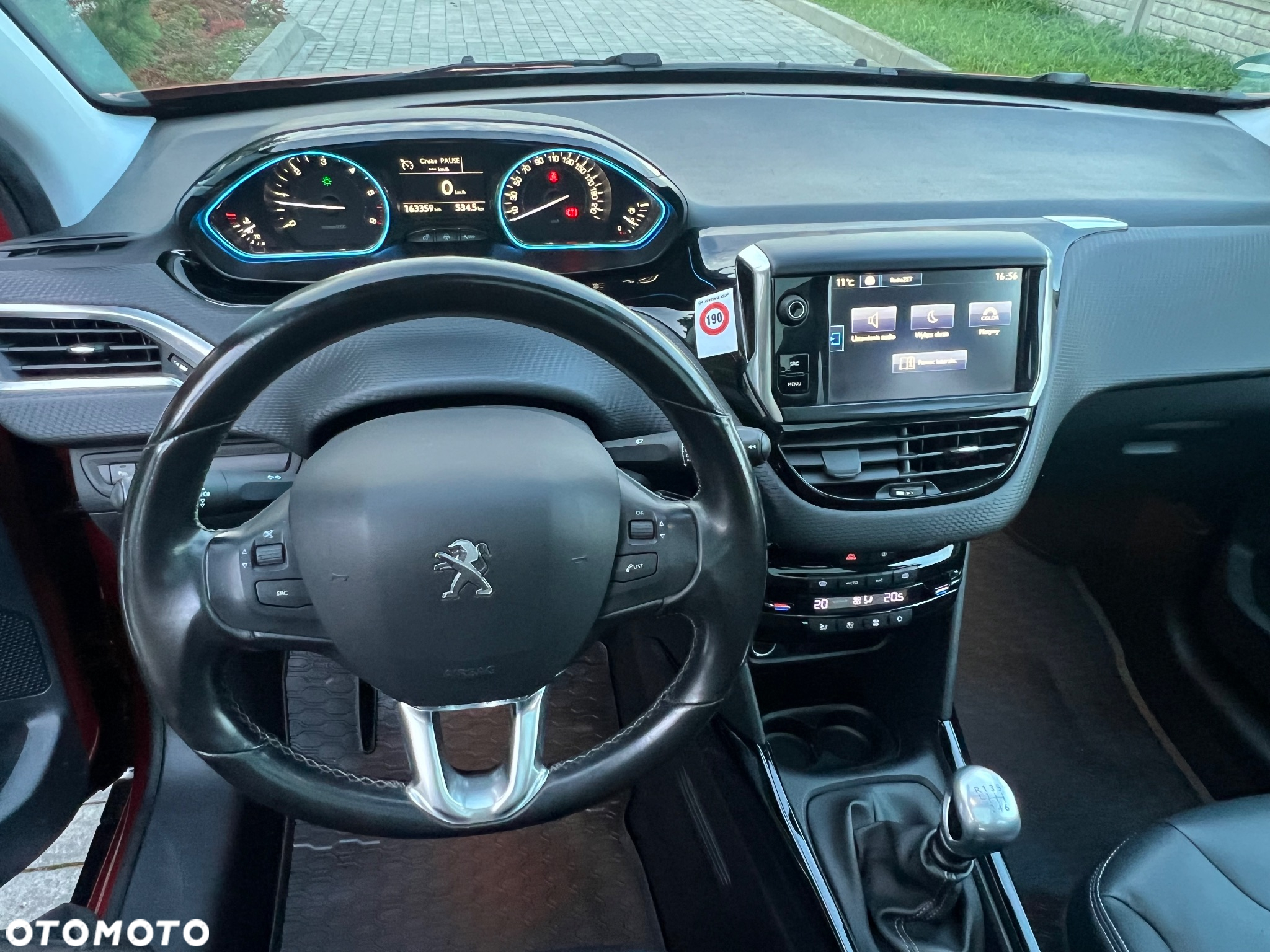 Peugeot 2008 BlueHDi FAP 120 STOP & START Allure - 15