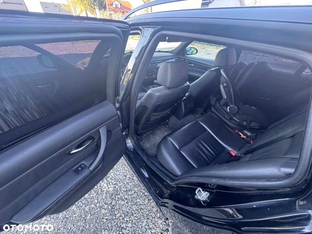BMW Seria 3 320d - 17