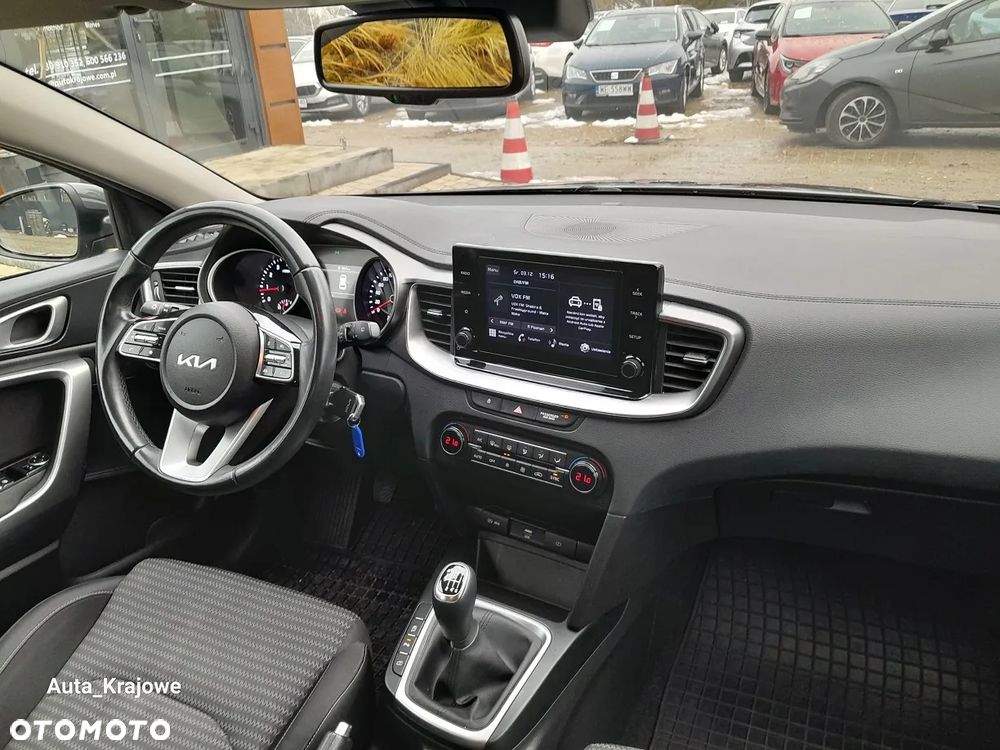 Kia Ceed 1.5 T-GDI M - 9