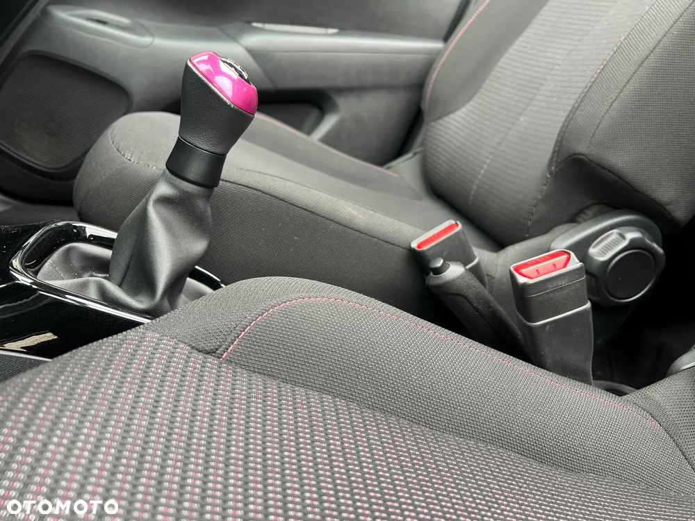 Toyota Aygo x-sky - 15