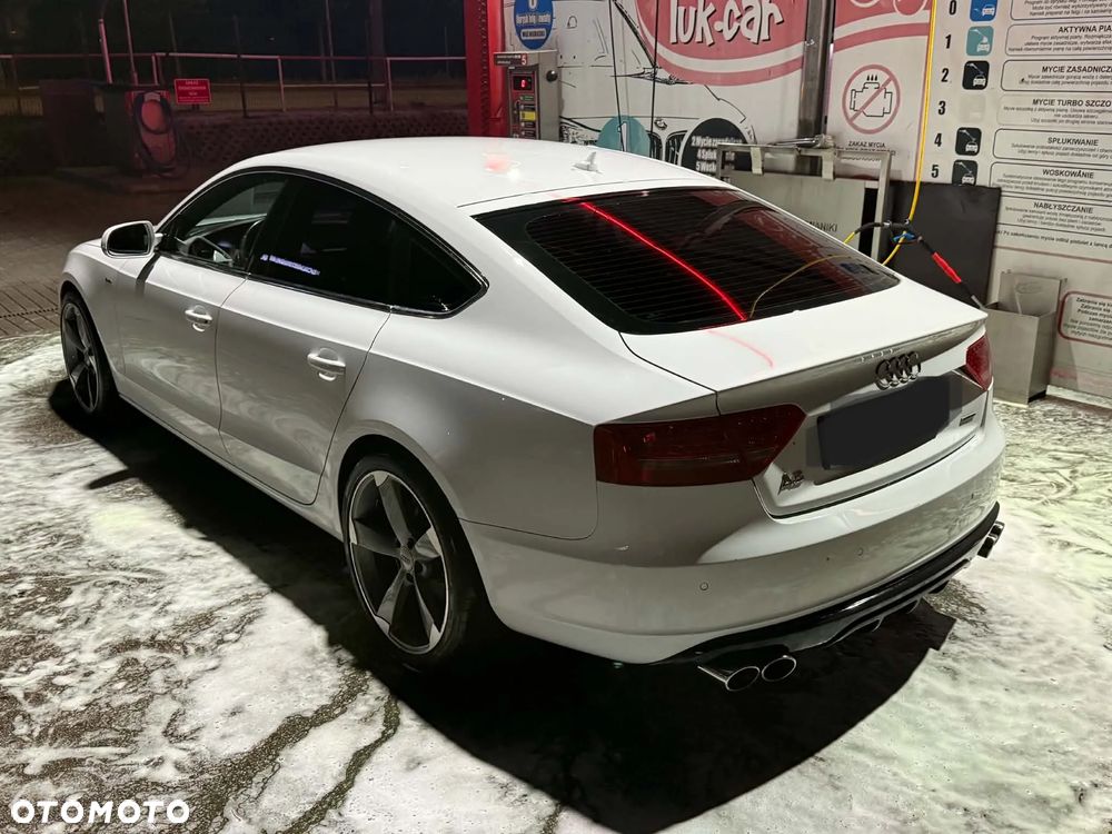 Audi A5 2010 photo 4