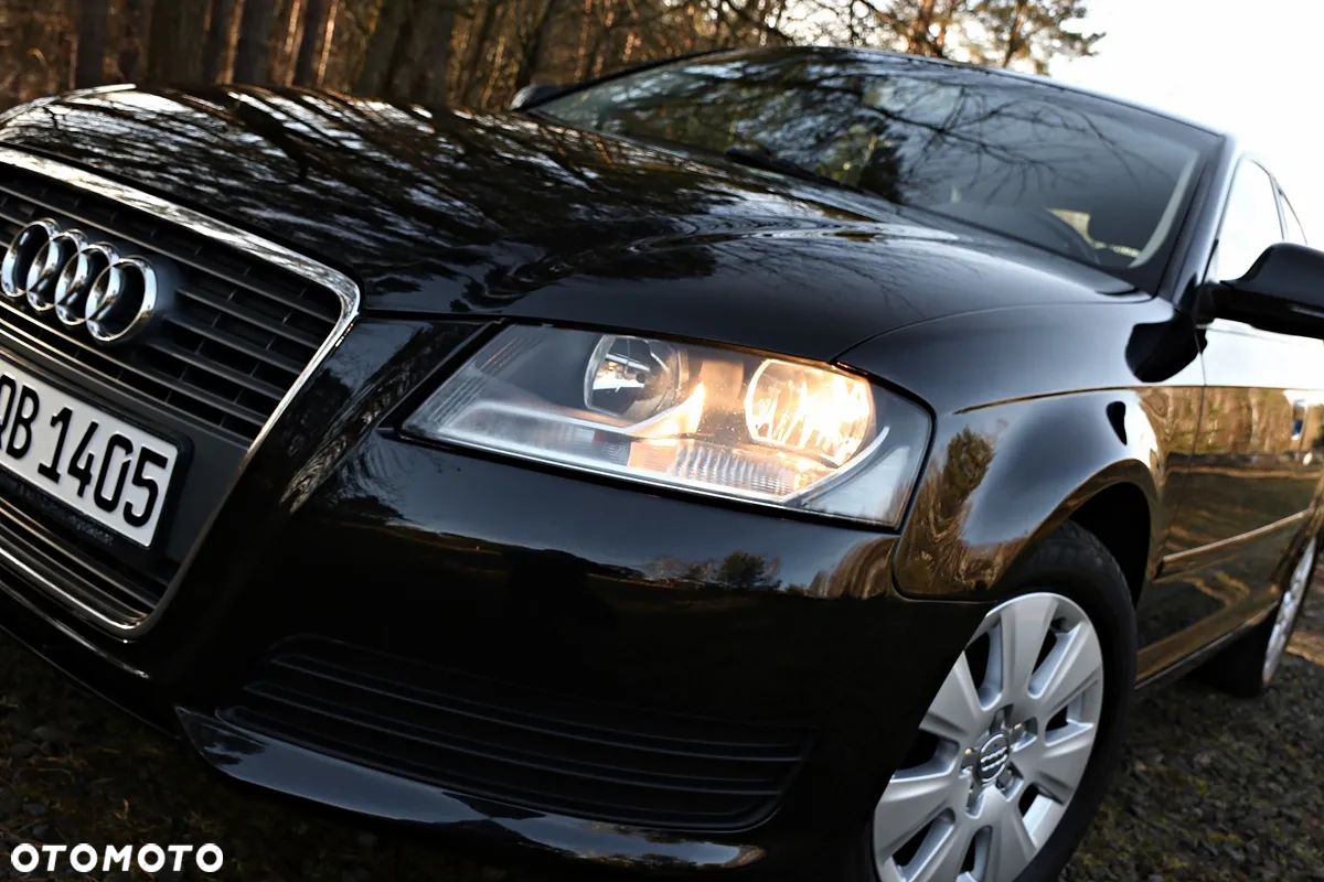 Audi A3 1.6 TDI Ambiente - 1