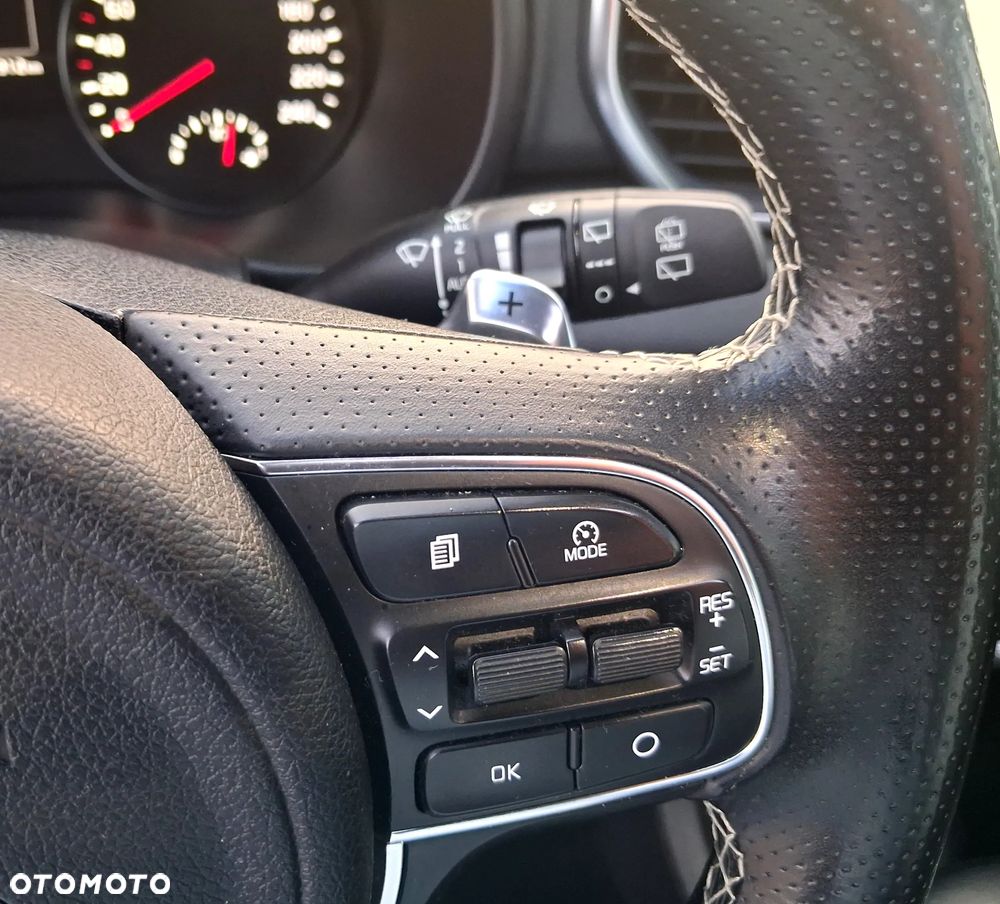 Kia Sportage 1.6 T-GDI AWD DCT GT LINE - 29