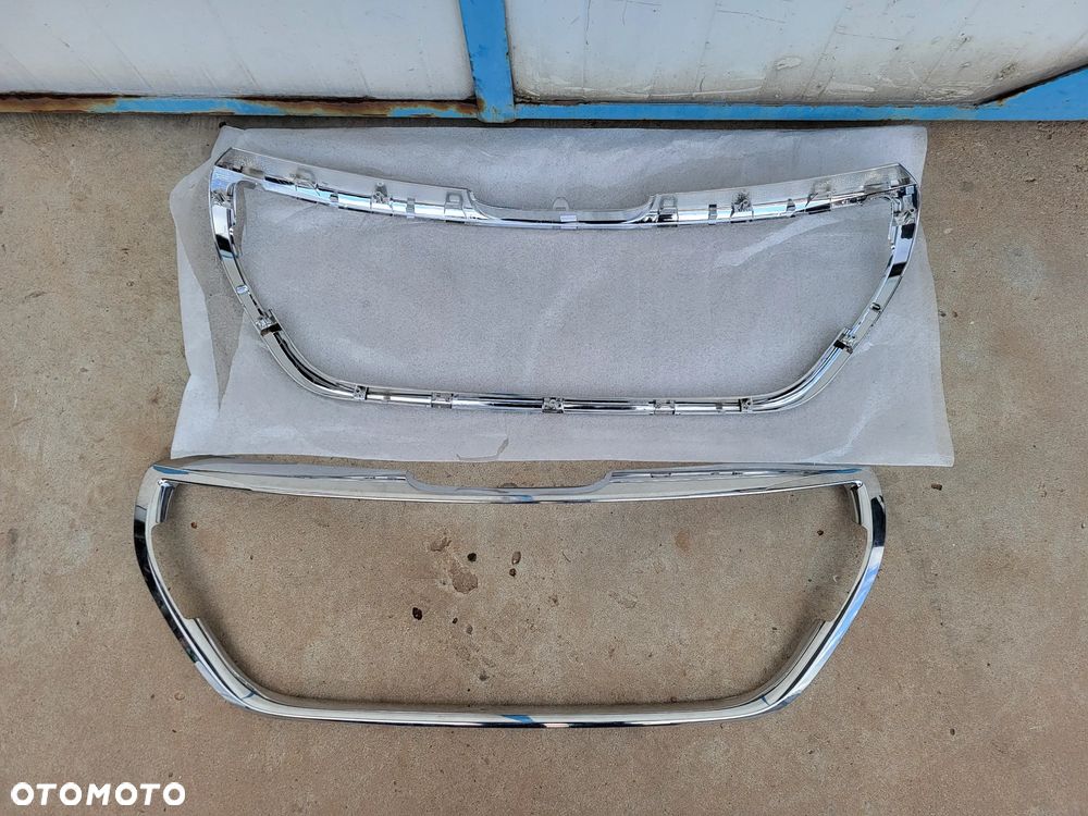 Grill zderzaka przód CHROM Peugeot 208 LIFT NOWY - 1