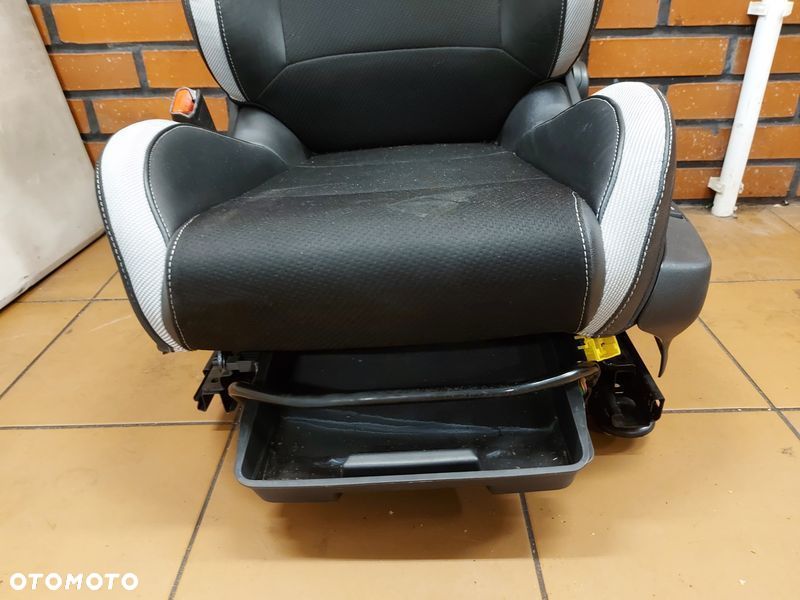 citroen ds4 i 1 fotel kierowcy lewy przód przedni półskóra - 10