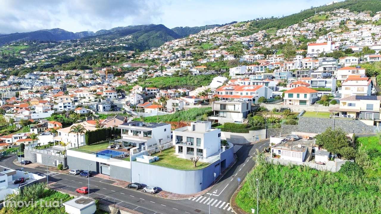 Moradia T4 Estilo Moderno no Funchal - Quinta do Faial - Grande imagem: 4/43