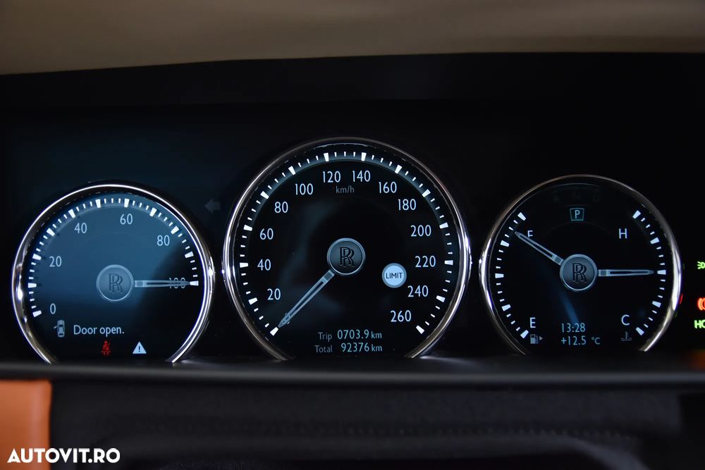 Rolls-Royce Cullinan - 10