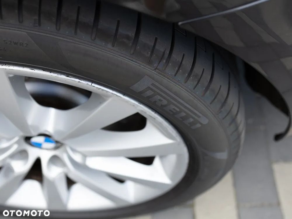 BMW Seria 5 530d xDrive - 39