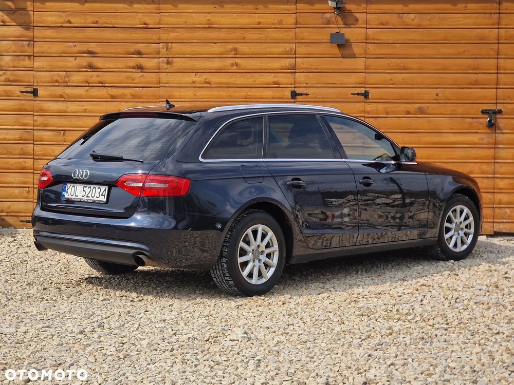 Audi A4 Avant - 16