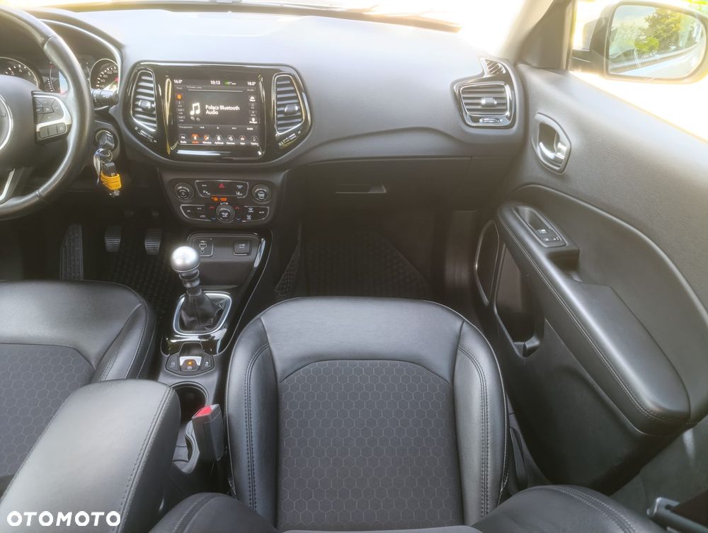 Jeep Compass 1.4 TMair Limited FWD S&S - 23
