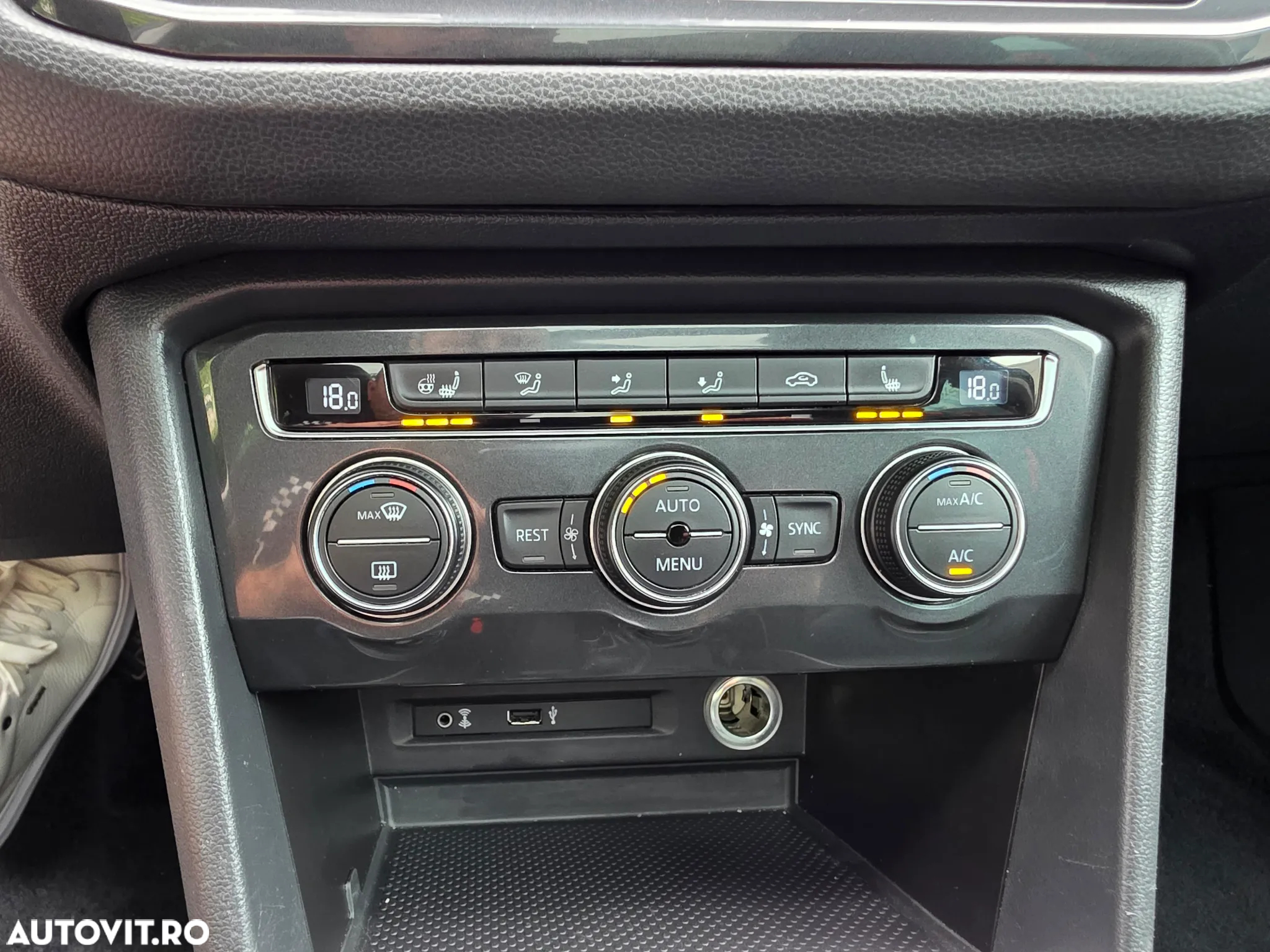Volkswagen Tiguan 2.0 TDI 4Mot DSG Comfortline - 16