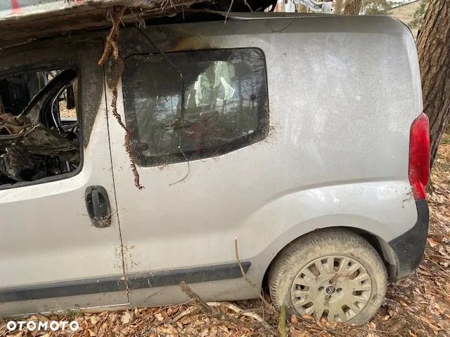 BŁOTNIK BOK ĆWIARTKA TYŁ LEWA CITROEN NEMO - 2