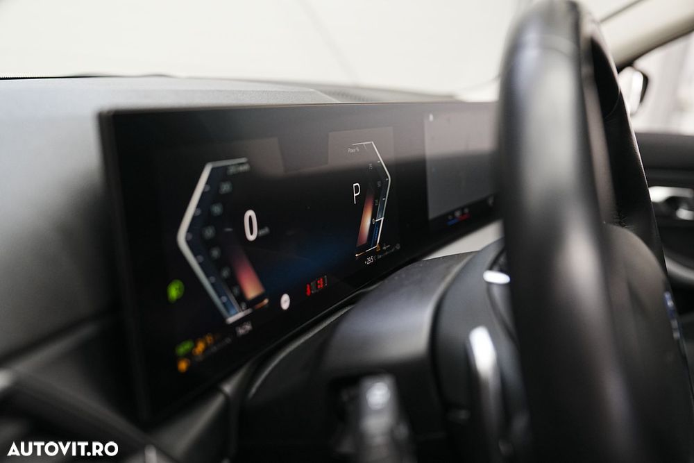 BMW Seria 3 320e Aut. Luxury Line - 18
