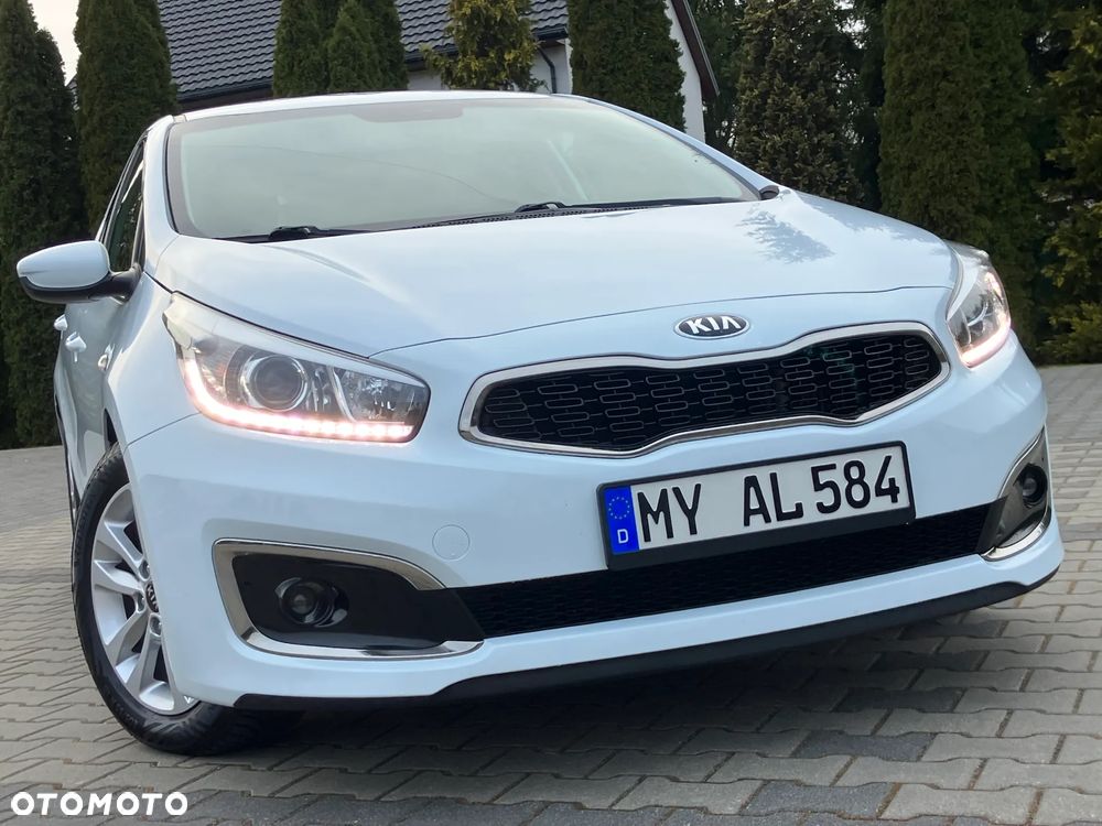 Kia Ceed 1.6 CRDi GT Line - 18