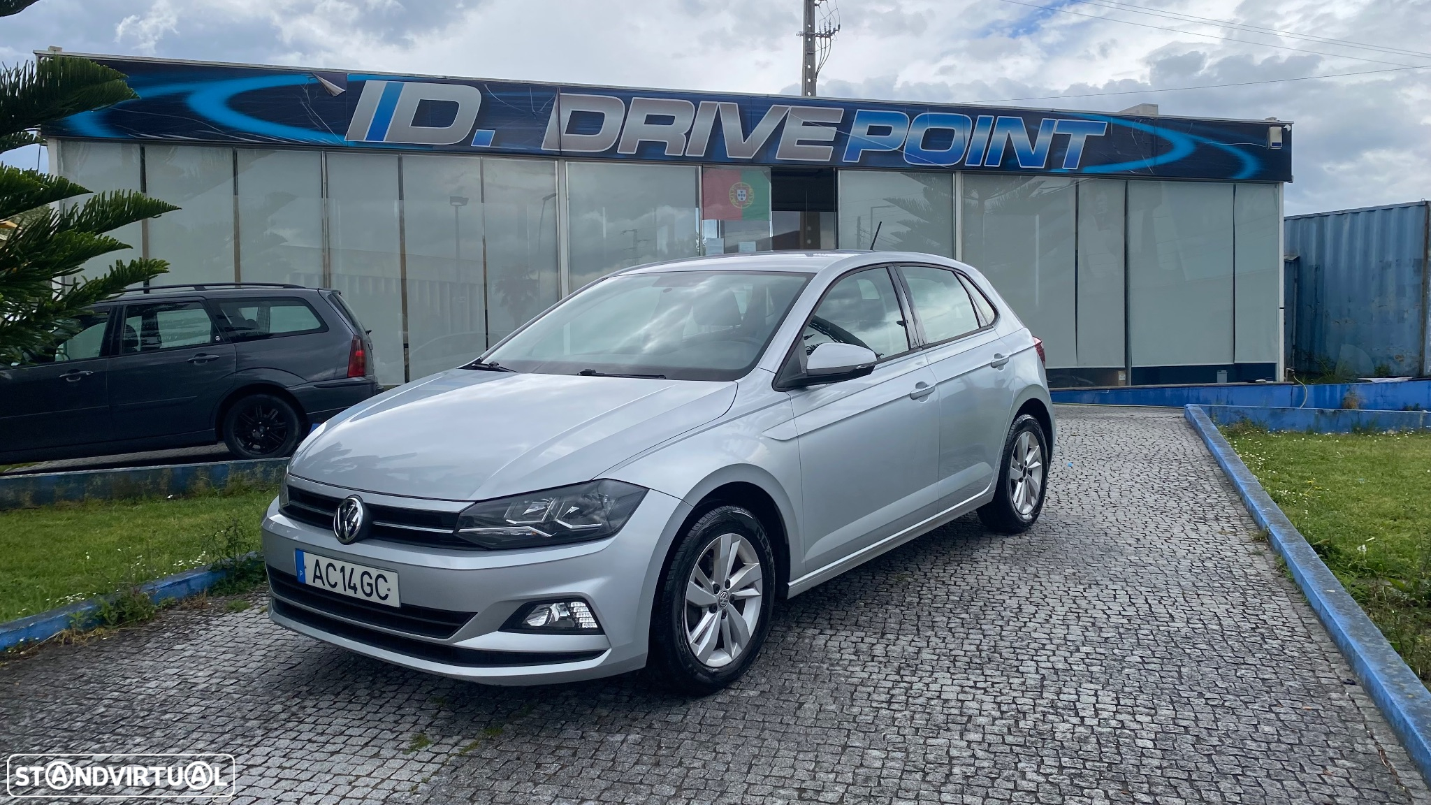 VW Polo 1.0 TSI Confortline - 2