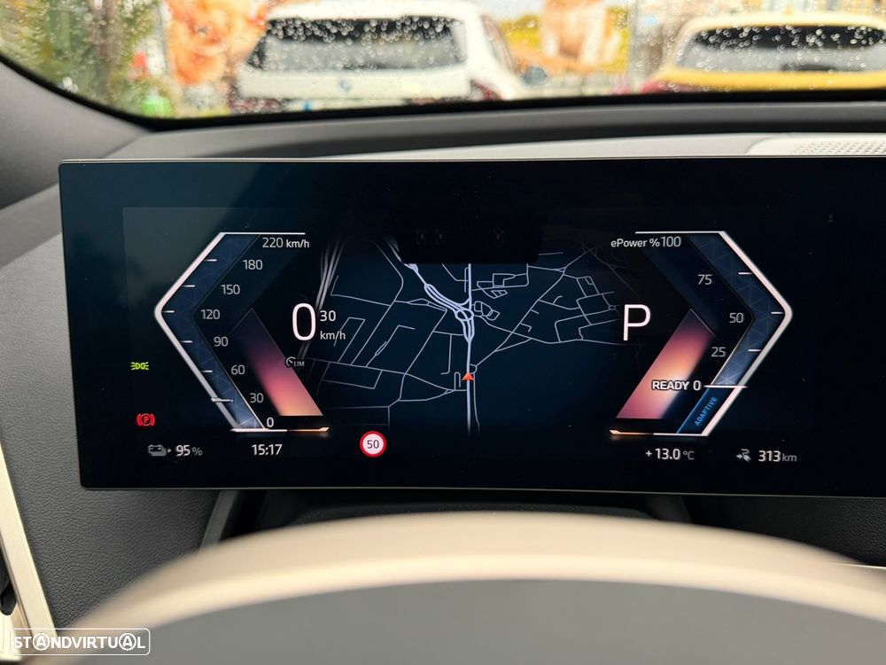 BMW iX xDrive 40 Pack Desportivo - 36