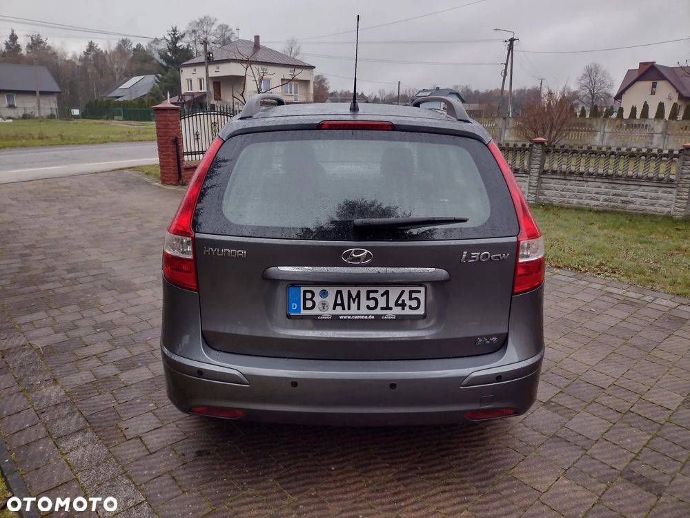 Hyundai i30 i30cw 1.4 blue Comfort - 12