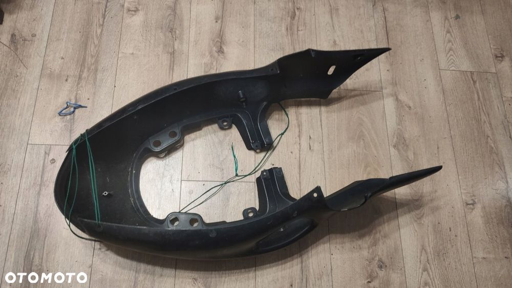 EU OSŁONA ZADUPEK OGON SUZUKI HAYABUSA GSXR 1300 - 4