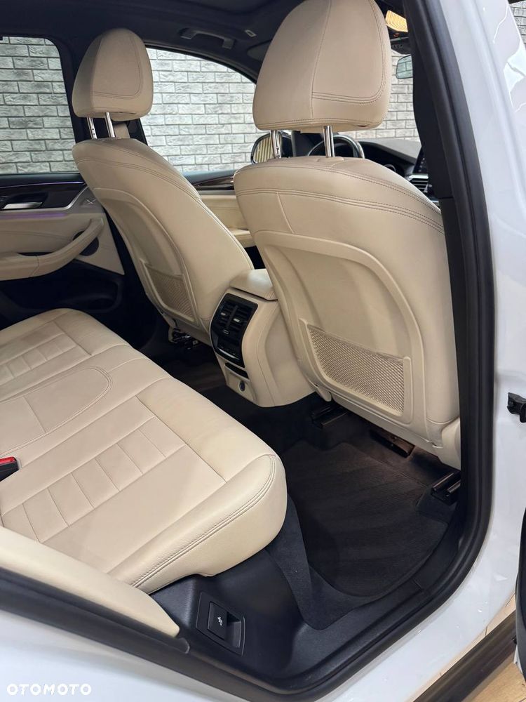 BMW X3 xDrive30i xLine - 14