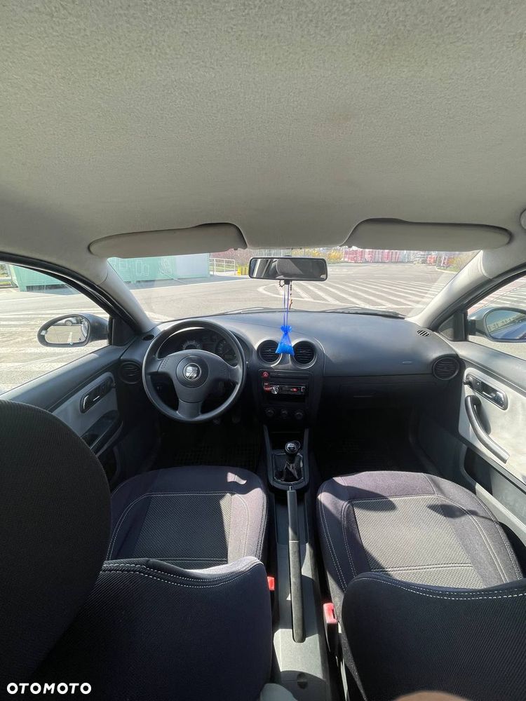 Seat Ibiza 1.4i Stella - 4