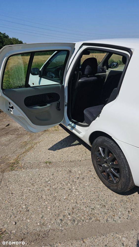 Renault Clio 1.2 16V Authentique - 13