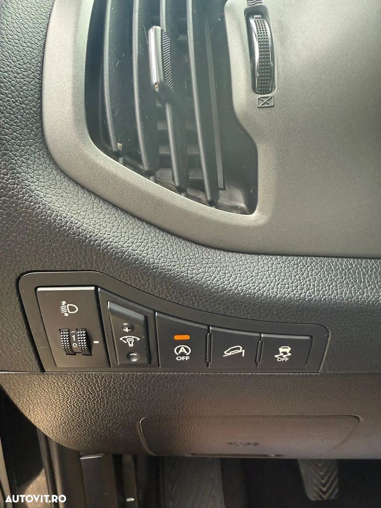 Kia Sportage 1.7 DSL MT 4x2 PREMIUM - 17