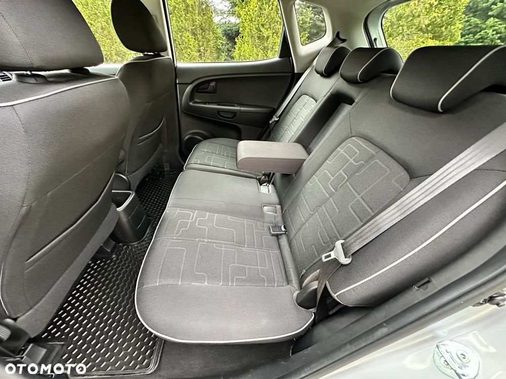 Kia Venga 1.6 CVVT Automatik Dream-Team Edition - 21