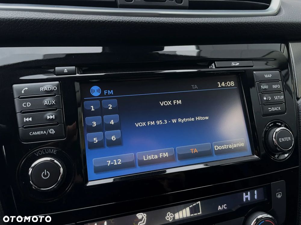 Nissan Qashqai 1.2 DIG-T N-Connecta EU6 - 26