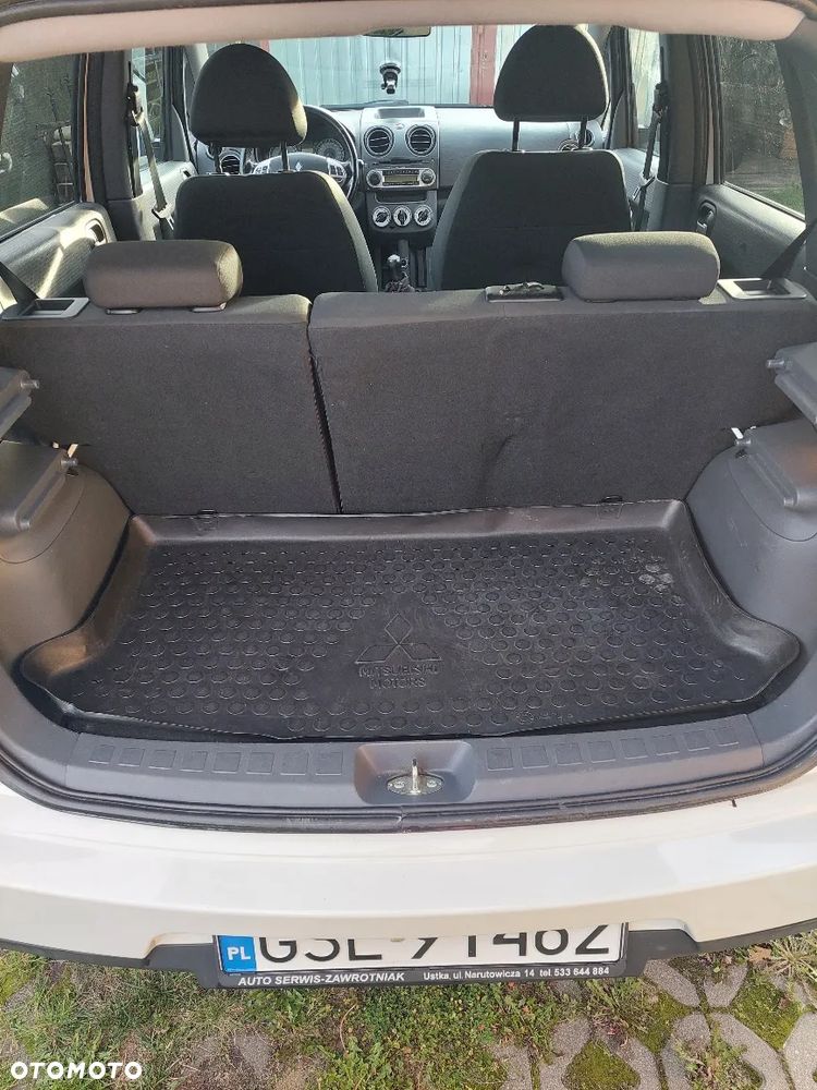 Mitsubishi Colt - 17
