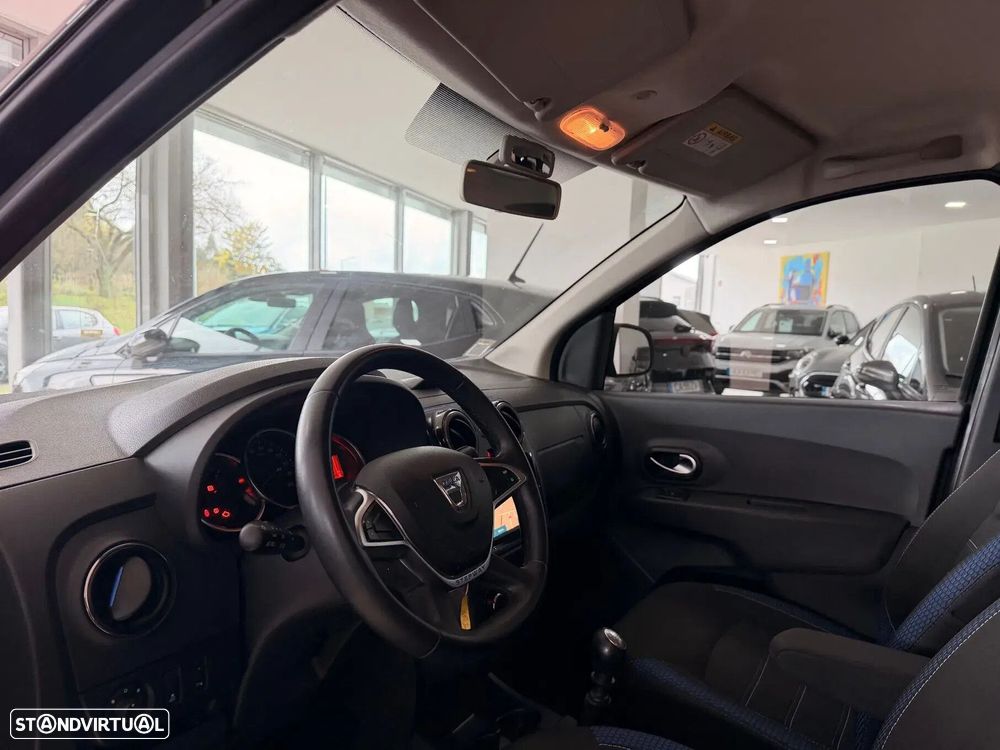 Dacia Lodgy 1.3 TCe Stepway 7L - 17