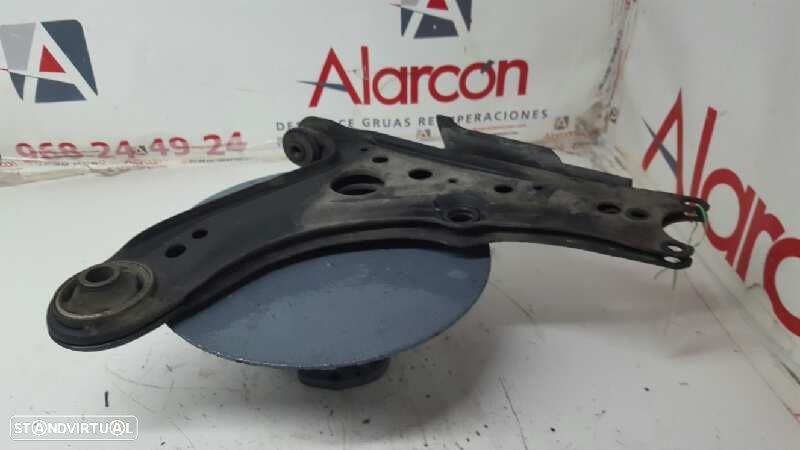 BRAÇO SUSPENSÃO INFERIOR FRENTE ESQUERDO VOLKSWAGEN POLO (9N1) 1.4 16V - 3