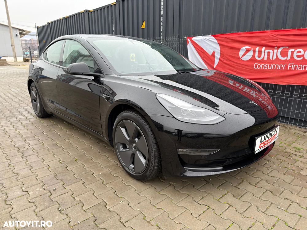 Tesla Model 3 Langstreckenbatterie Allradantrieb Dual Motor - 8