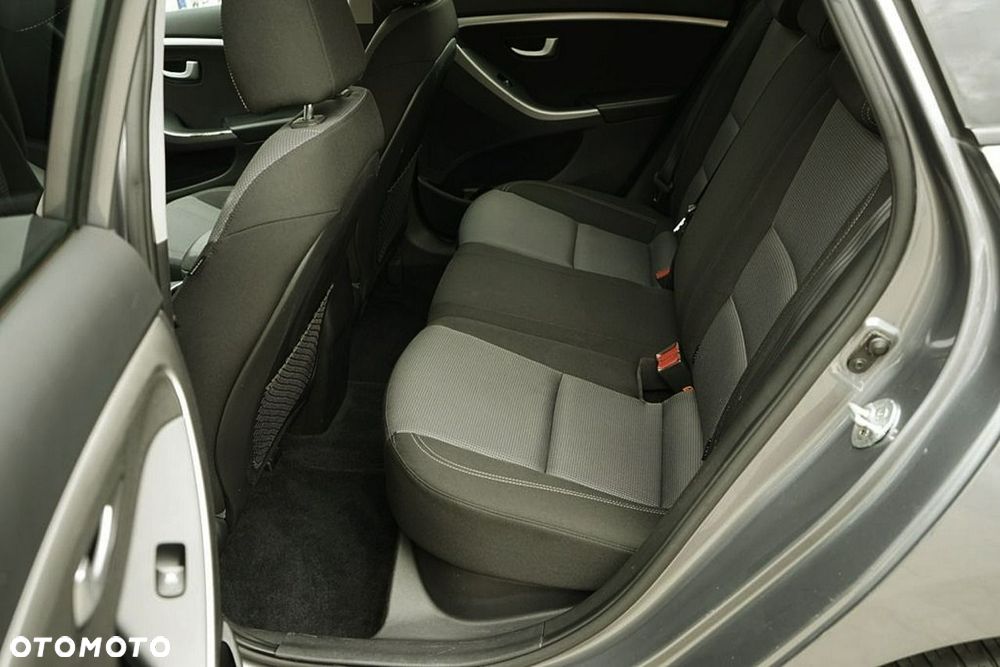 Hyundai i30 - 19