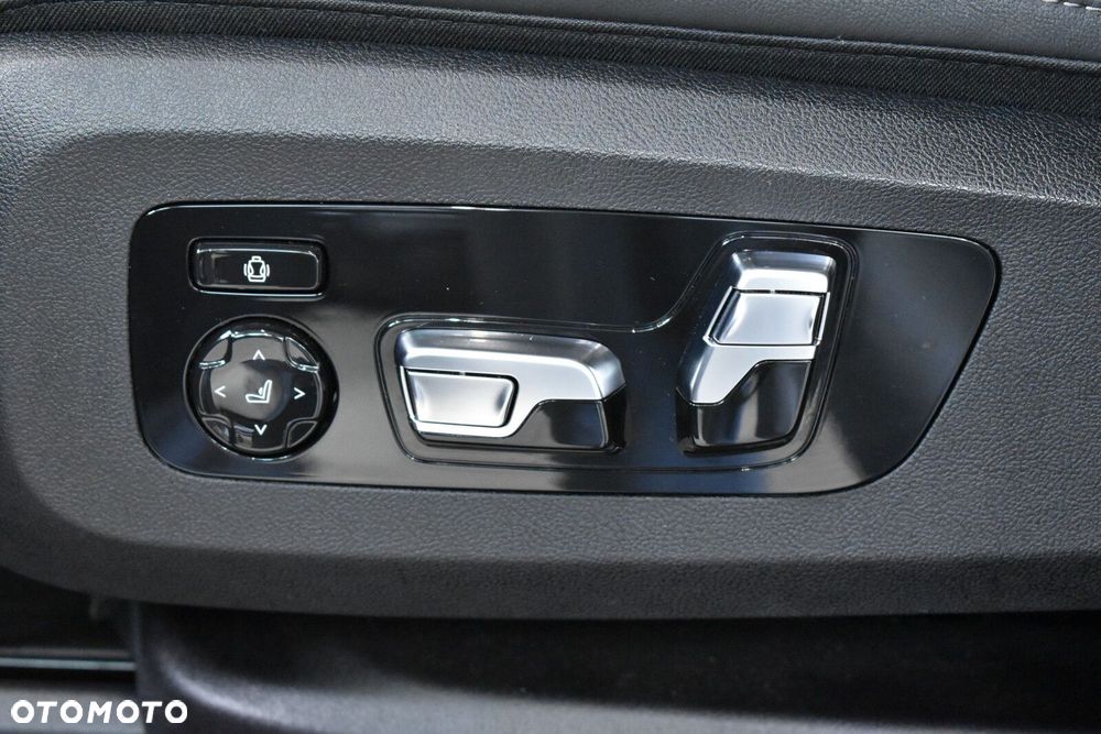 BMW X6 xDrive40d mHEV - 13