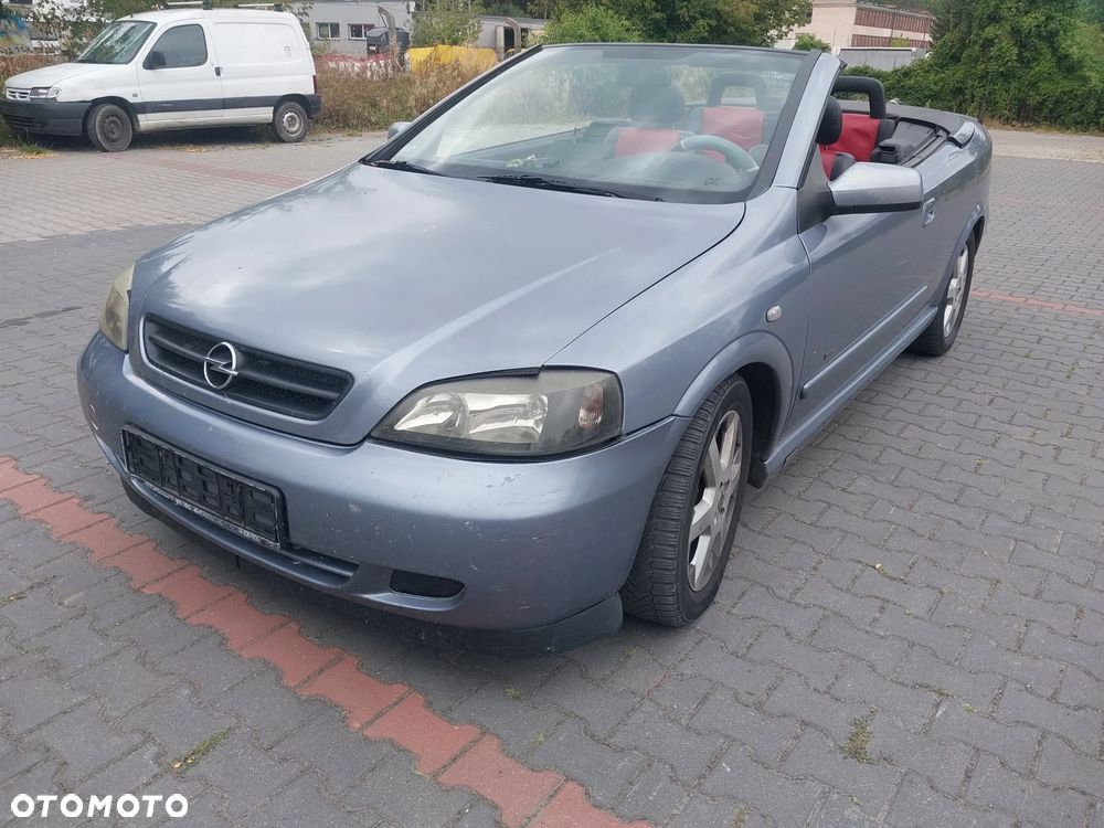 Opel Astra G Bertone Cabrio Cabriolet silnik 1.6 16v 103 KM skrzynia biegów F17 drzwi maska zderzak błotnik lusterko klapa Z4AU Z163 dach dachu składanego maglownica szyba podnośnik fotel kanapa zegary zestaw startowy czujnik felga maglownica zwrotnica sterownik panel moduł listwa wydech tłumik belka sanki zacisk jarzmo tarcza NA CZĘŚCI WSZYSTKIE CZĘŚCI - 5