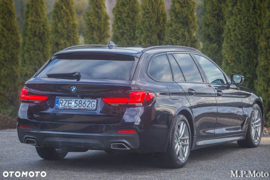 BMW Seria 5 520d M Sport Edition - 10