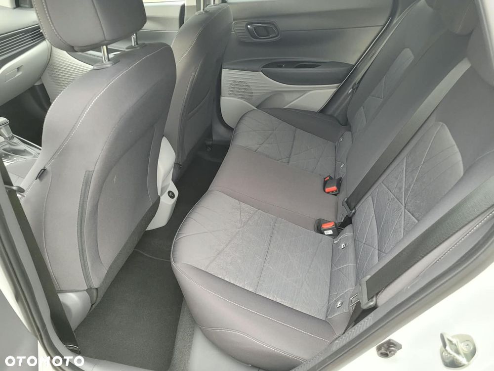 Hyundai Bayon - 12