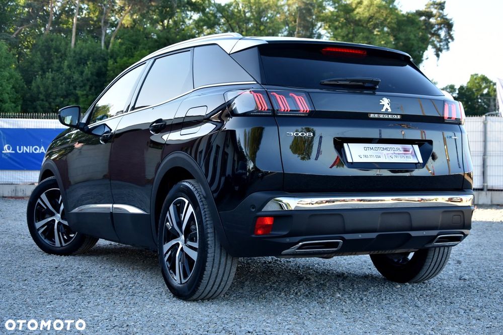 Peugeot 3008 1.6 PureTech HYbrid GT Line S&S EAT8 - 19