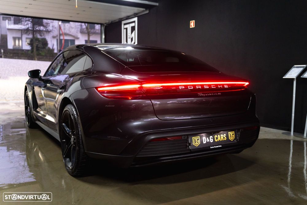 Porsche Taycan 4S - 2