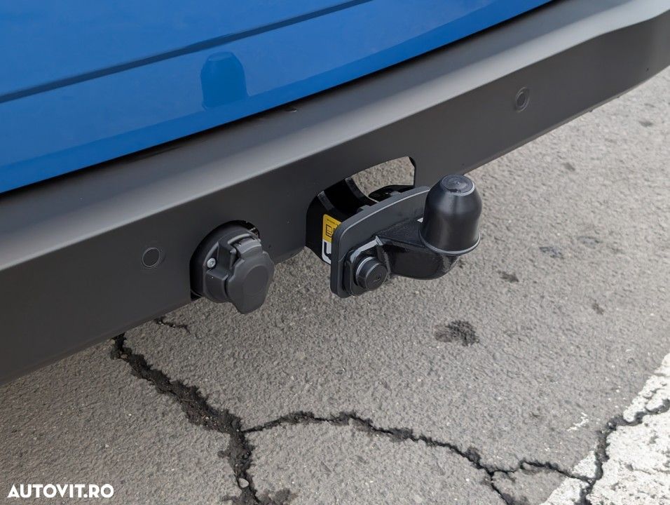 Ford Tourneo Custom - 13